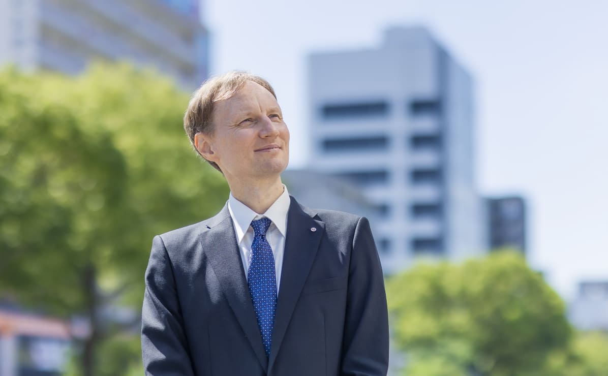 忙しい時ほど、まず話を聞く。自分がしてもらったことを、次の人へ